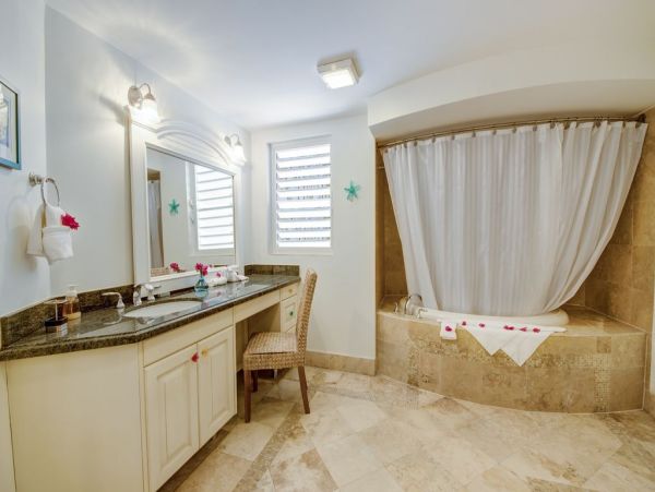 Turks And Caicos Home 961107