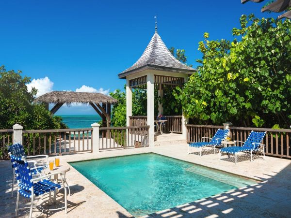 Honeymoon Cottage on Grace Bay Beach!