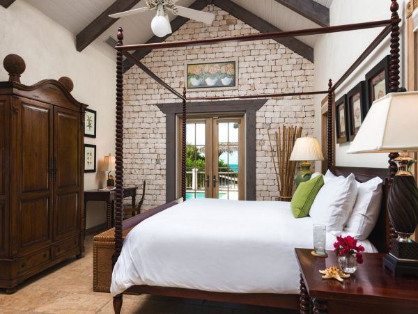 Honeymoon Cottage on Grace Bay Beach!