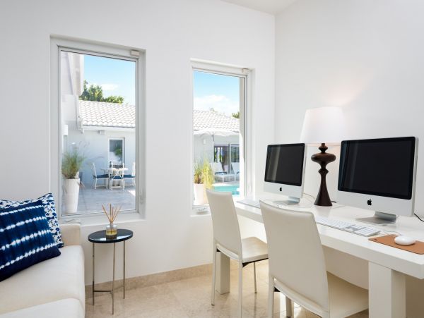 Turks And Caicos Home 961125