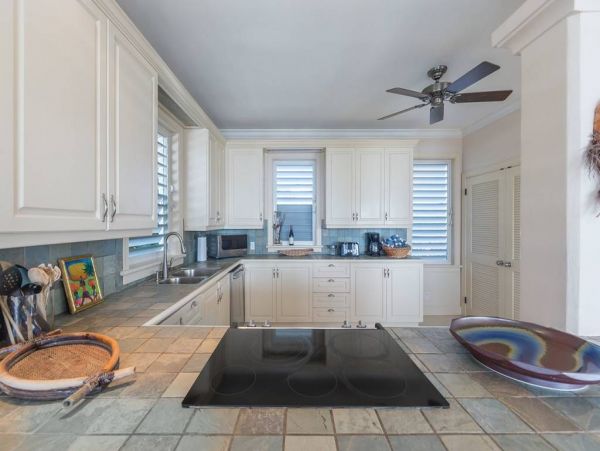 4 Bedroom Turks and Caicos Villa on Taylor Bay Beach