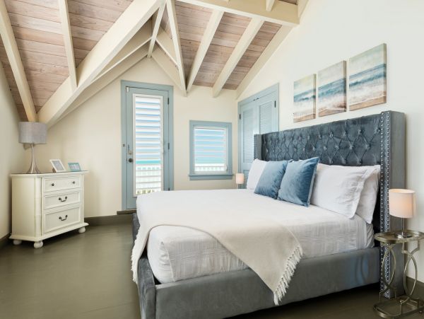 4 Bedroom Turks and Caicos Villa on Taylor Bay Beach