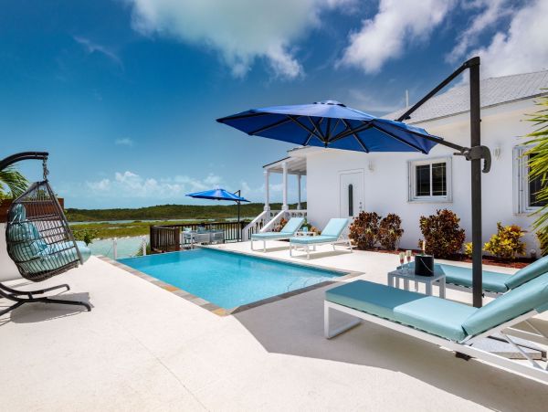 Beautiful Two Bedroom on the South of the Island!