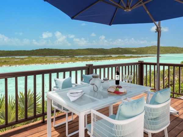 Beautiful Two Bedroom on the South of the Island!