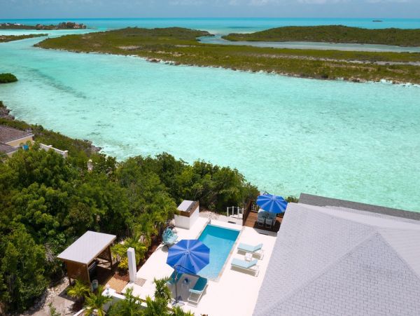 Beautiful Two Bedroom on the South of the Island!