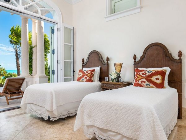 Turks And Caicos Home 961157