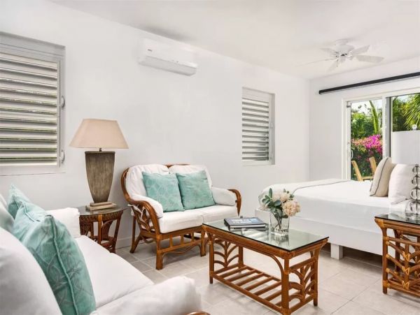 Turks And Caicos Home 961163