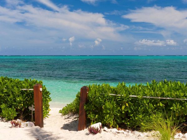 Turks And Caicos Home 961167