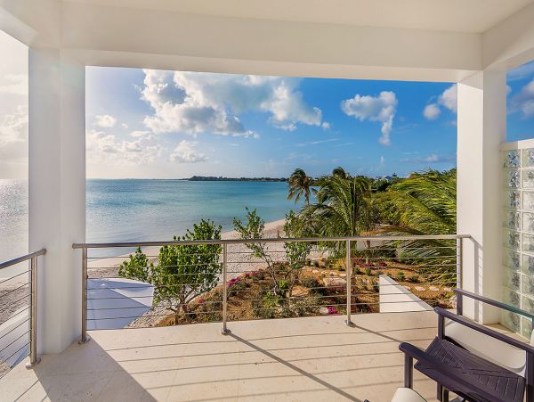 Turks And Caicos Home 961171