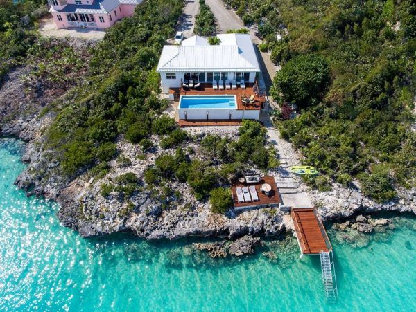 Turks & Caicos 4 Bedroom Vacation Villas Private Pool & View