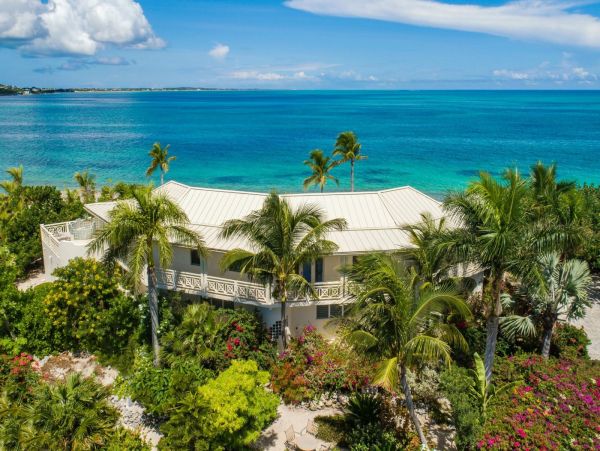 Ocean Front Turks and Caicos Vacation Home Five Bedroom