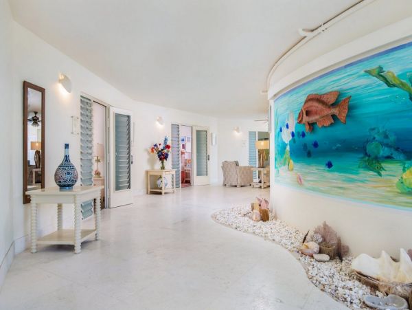 Ocean Front Turks and Caicos Vacation Home Five Bedroom