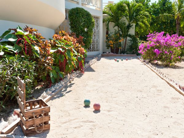 Ocean Front Turks and Caicos Vacation Home Five Bedroom