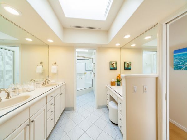 Kihei Beachfront Three-Bedroom  Posh Vacation Rental