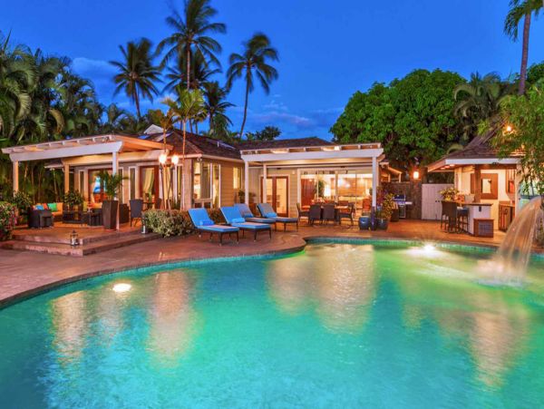Kihei Beachfront Three-Bedroom  Posh Vacation Rental