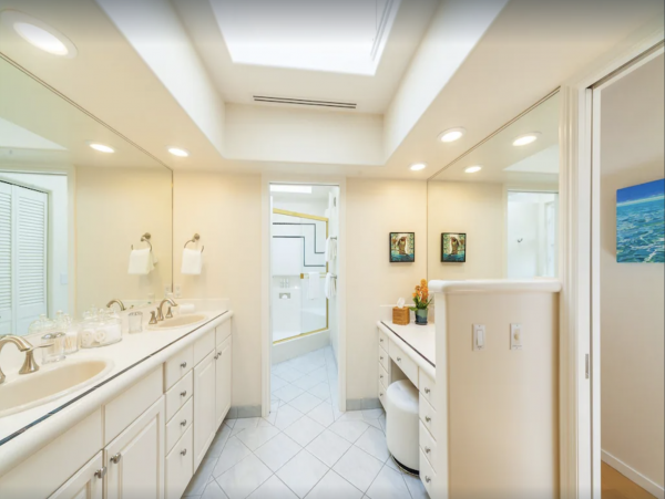 Kihei Beachfront Three-Bedroom  Posh Vacation Rental