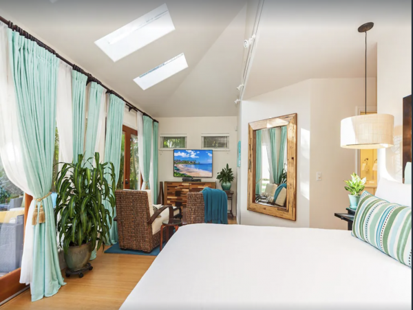 Kihei Beachfront Three-Bedroom  Posh Vacation Rental
