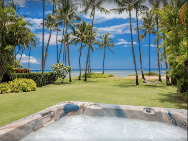Kihei Beachfront Three-Bedroom  Posh Vacation Rental