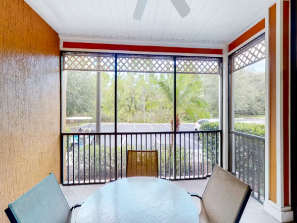 Spacious Kissimmee Condo Near Disney, Pool & Hot Tub
