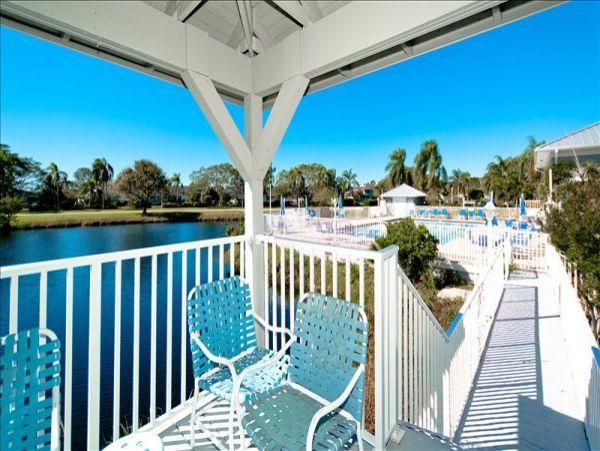 Three Bedroom Vacation Condo in Bradenton Sleeps Six