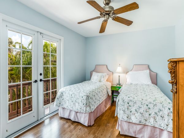 Naples Condo 961347