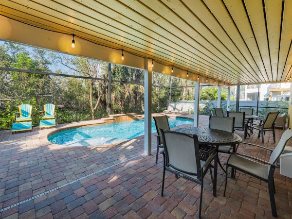 Five Bedroom Fort Myers Vacation Pool Home Walk To Beach
