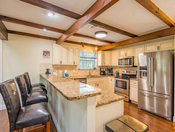 Five Bedroom Fort Myers Vacation Pool Home Walk To Beach
