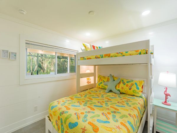 Five Bedroom Fort Myers Vacation Pool Home Walk To Beach