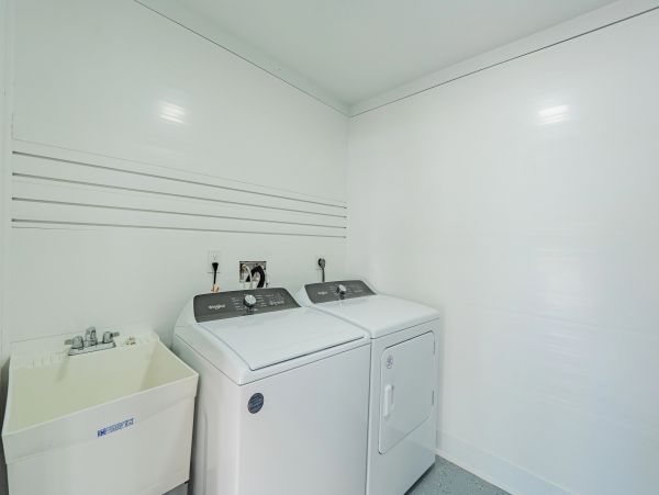 Five Bedroom Fort Myers Vacation Pool Home Walk To Beach