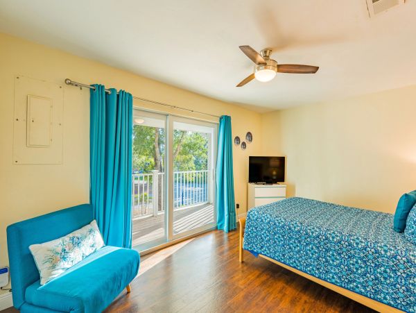Five Bedroom Fort Myers Vacation Pool Home Walk To Beach