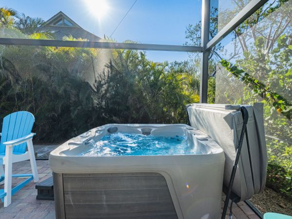 Five Bedroom Fort Myers Vacation Pool Home Walk To Beach