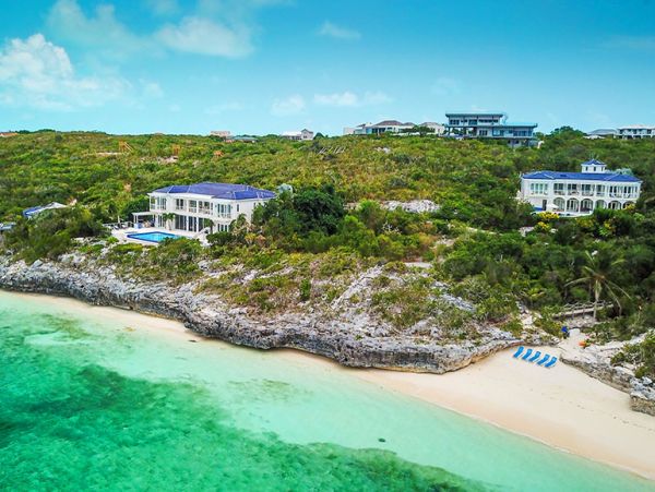 Luxury Four Bedroom Turks and Caicos Home Sleep 8