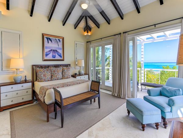 Luxury Four Bedroom Turks and Caicos Home Sleep 8