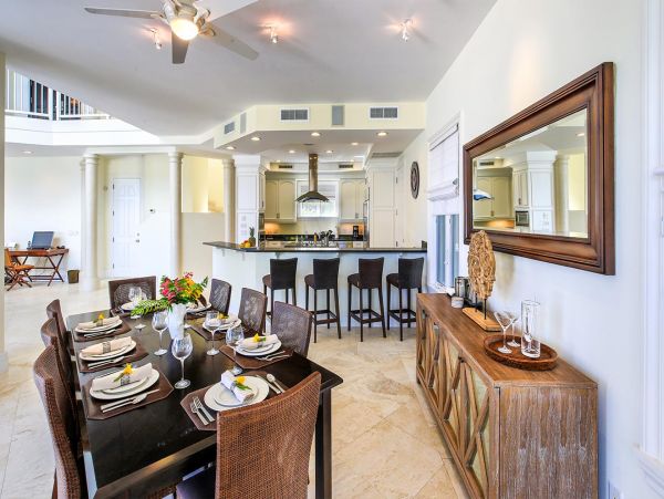 Luxury Four Bedroom Turks and Caicos Home Sleep 8