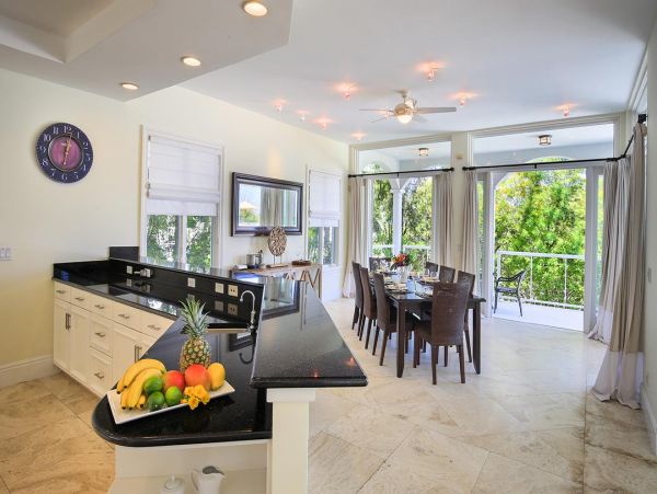 Luxury Four Bedroom Turks and Caicos Home Sleep 8