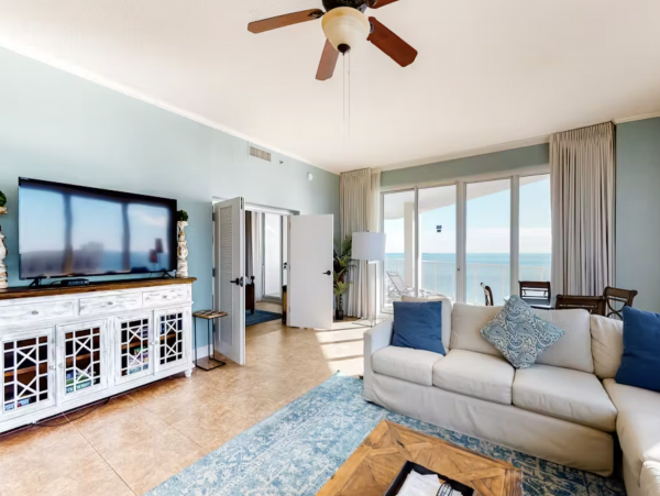Beachfront Condo with 3 Bedrooms & Incredible Views