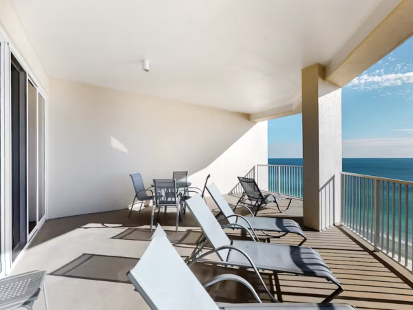 Beachfront Condo with 3 Bedrooms & Incredible Views