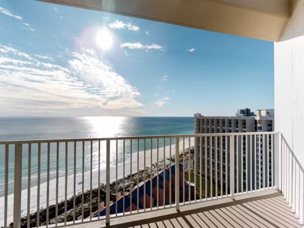 Beachfront Condo with 3 Bedrooms & Incredible Views