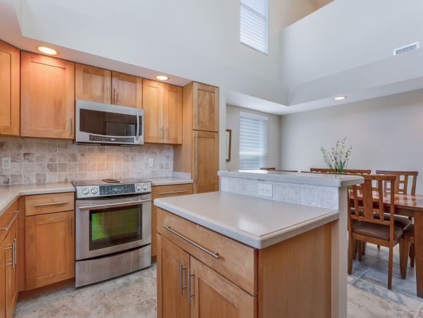 Beautiful 3 Bedroom Home with Private Pool in Naples
