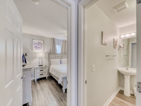 Navarre Beach Condo 961382