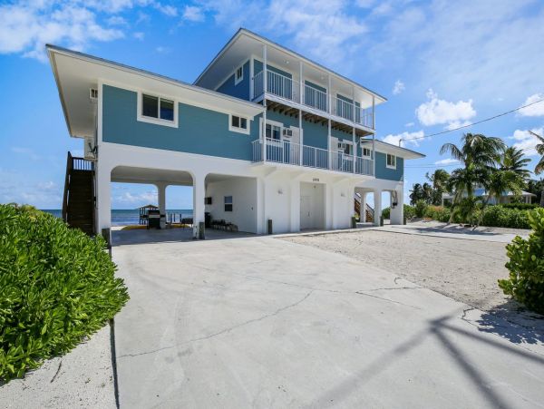 Ocean Views Florida Keys vacation Home Sleeps 4 Guests