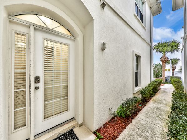 St. Augustine Home 961558