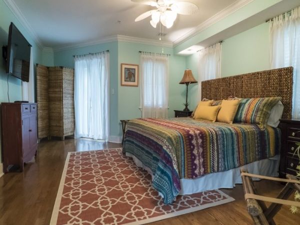Walk to Beach Key West Vacation Home Three Bedroom with Pool