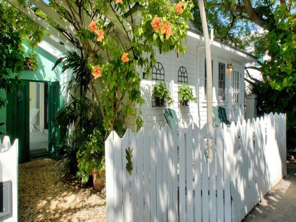 Four Bedroom Florida Key Vacation Pool Home