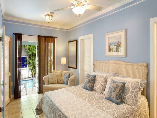 Four Bedroom Florida Key Vacation Pool Home