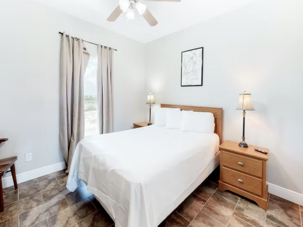 Gulf Front Triplex Beach Boardwalk & WIFI Sleeps 30 Guests