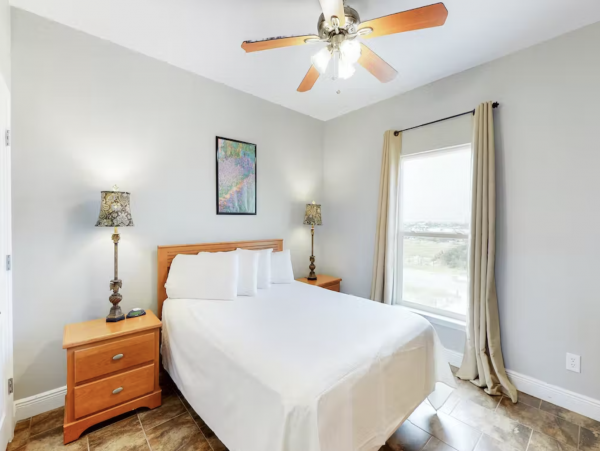 Gulf Front Triplex Beach Boardwalk & WIFI Sleeps 30 Guests