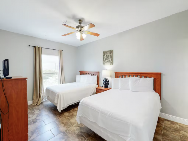 Gulf Front Triplex Beach Boardwalk & WIFI Sleeps 30 Guests