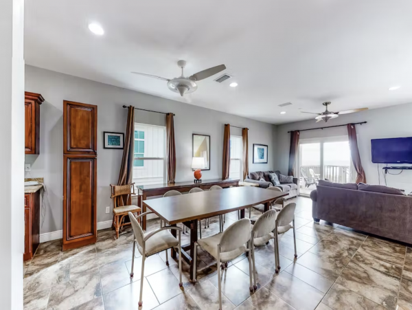 Gulf Front Triplex Beach Boardwalk & WIFI Sleeps 30 Guests