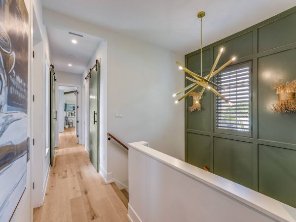 Beautiful 4 Bedroom Canal Front Home in Anna Maria Island